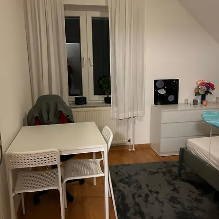 Ez Tageweise Fuer Eine Person Homestay *